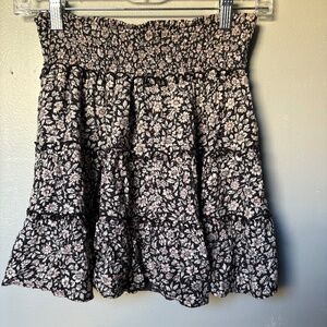 American Eagle floral skirt